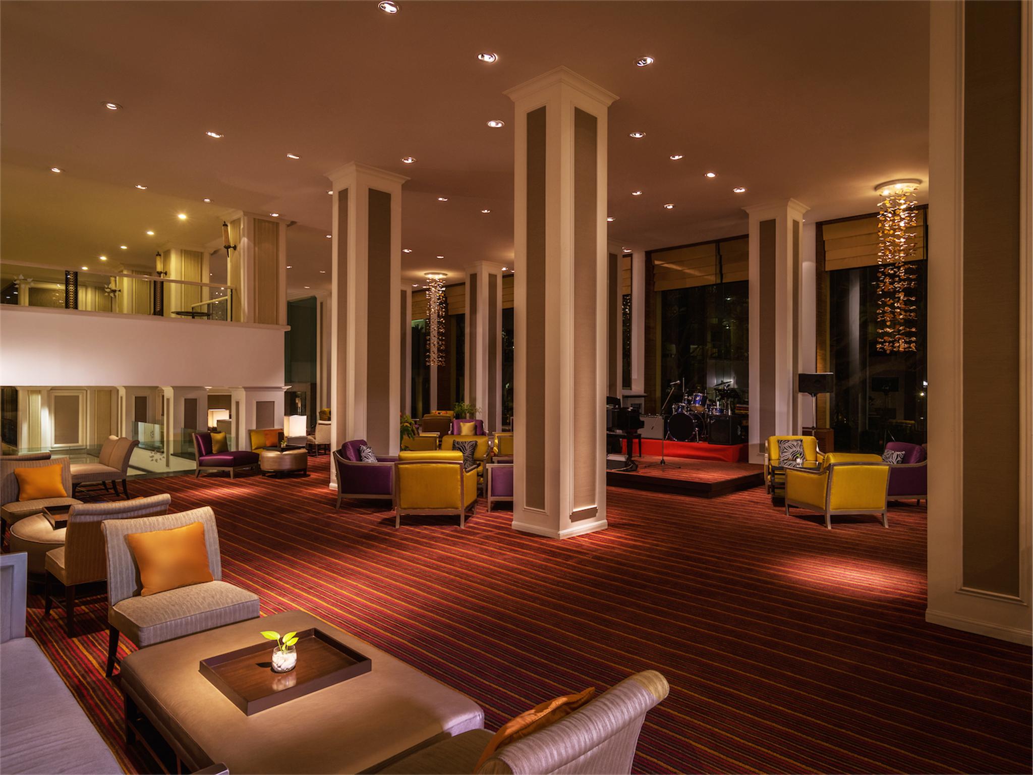 Dusit Thani Pattaya Εστιατόριο φωτογραφία The lobby of the hotel